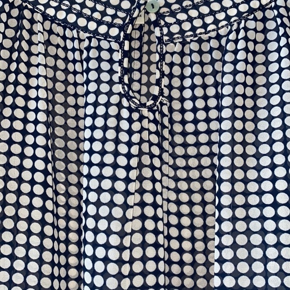 Max Studio Polka Dot Print Flutter Sleeve Elastic Waist Top - Picture 5 of 8